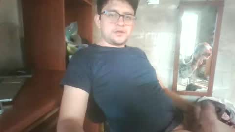 jorgefire0001 online show from November 2025 07:37:02 PM