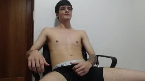 Snapshot of joseh0se chatting on April 2026 02:27:02 AM alejandro online show from April 2026 02:27:02 AM