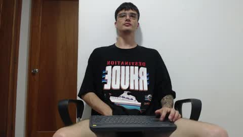 Snapshot of joseh0se chatting on May 2026 08:30:01 AM alejandro online show from May 2026 08:30:01 AM