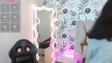 Snapshot of joselyn_tay chatting on December 2025 11:48:02 AM Joselyn online show from December 2025 11:48:02 AM