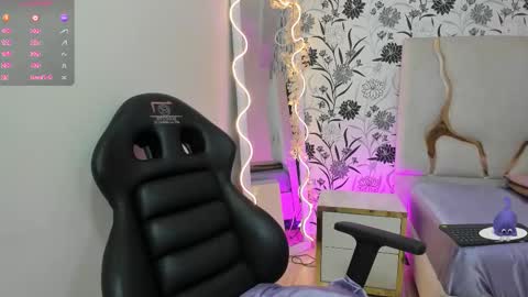 Snapshot of joselyn_tay chatting on March 2026 12:10:02 PM Joselyn online show from March 2026 12:10:02 PM