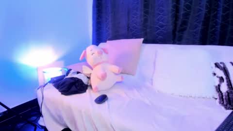 Josep online show from January 2025 03:22:02 AM