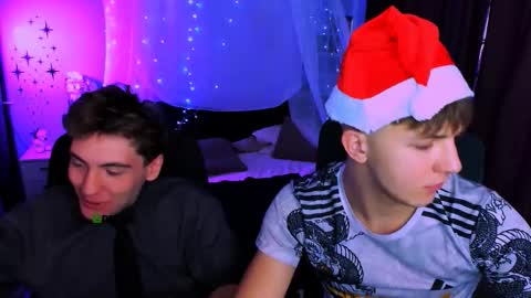 Snapshot of joseph_bear_ chatting on December 2025 08:13:02 PM joseph_bear_ online show from December 2025 08:13:02 PM