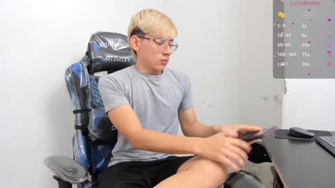 JOSEPH BROWN online show from December 2024 12:59:02 PM