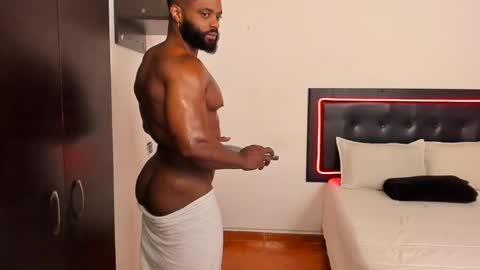 Snapshot of joseph_palacios chatting on February 2025 03:47:02 PM joseph palacios online show from February 2025 03:47:02 PM