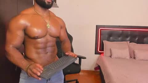 Snapshot of joseph_palacios chatting on September 2025 07:58:02 PM joseph palacios online show from September 2025 07:58:02 PM