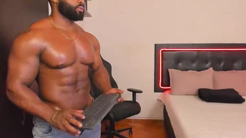 Snapshot of joseph_palacios chatting on October 2025 12:33:02 AM joseph palacios online show from October 2025 12:33:02 AM