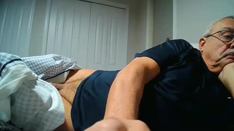 josephgr2021 online show from November 2025 02:17:01 PM