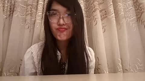 Kama online show from May 2026 03:42:02 PM
