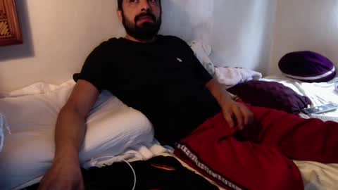 josephs1990 online show from December 2024 07:10:01 PM