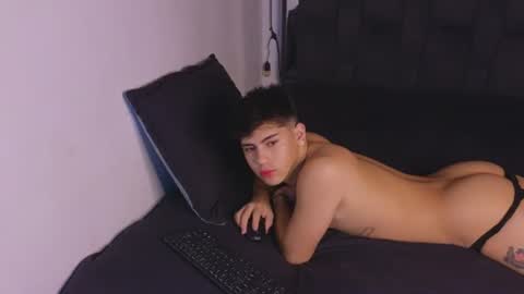 Snapshot of josethariaz25 chatting on July 2026 12:20:02 PM JOSETH ARIAZ online show from July 2026 12:20:02 PM