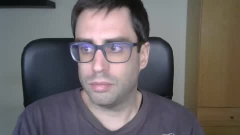 Snapshot of josevd chatting on November 2025 02:24:02 PM Jose online show from November 2025 02:24:02 PM