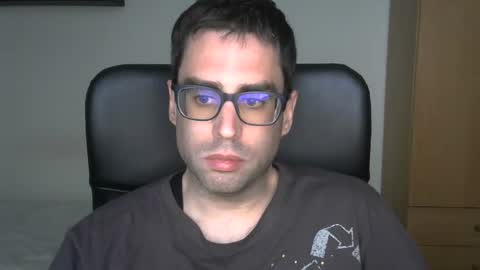 Snapshot of josevd chatting on April 2026 05:54:01 PM Jose online show from April 2026 05:54:01 PM