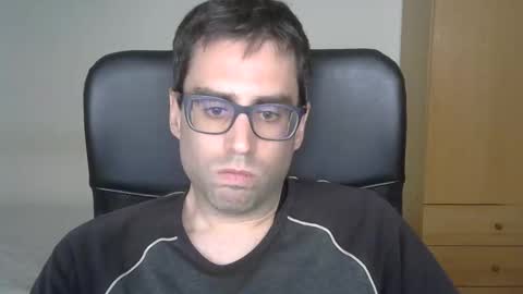 Snapshot of josevd chatting on April 2026 02:01:02 PM Jose online show from April 2026 02:01:02 PM