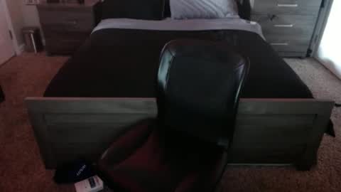 josh317022 online show from December 2024 05:40:02 PM