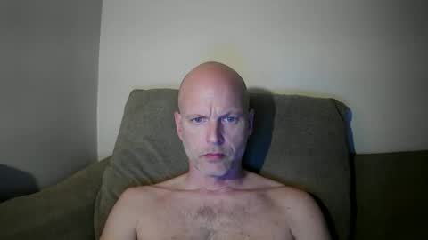 joshking2017 online show from March 2025 07:38:01 PM