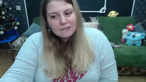 Snapshot of josiesun771 chatting on December 2024 08:06:02 AM josiesun771 online show from December 2024 08:06:02 AM