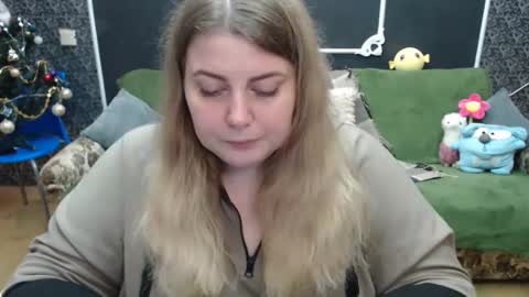 Snapshot of josiesun771 chatting on December 2024 07:56:02 AM josiesun771 online show from December 2024 07:56:02 AM