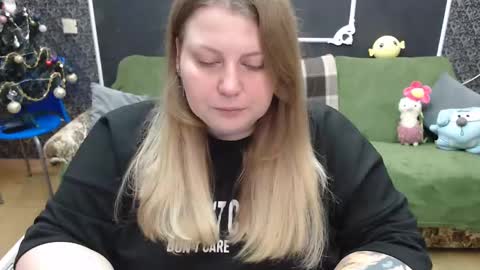 Snapshot of josiesun771 chatting on January 2025 07:11:01 AM josiesun771 online show from January 2025 07:11:01 AM