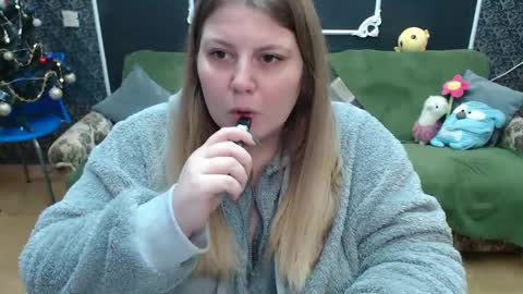 Snapshot of josiesun771 chatting on February 2025 07:04:02 AM josiesun771 online show from February 2025 07:04:02 AM