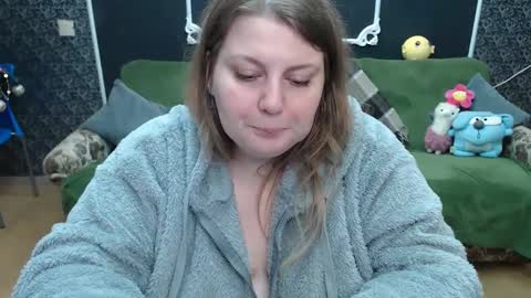 Snapshot of josiesun771 chatting on February 2025 07:38:02 AM josiesun771 online show from February 2025 07:38:02 AM