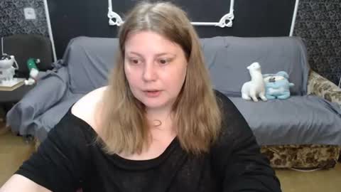josiesun771 online show from June 2026 07:13:01 AM