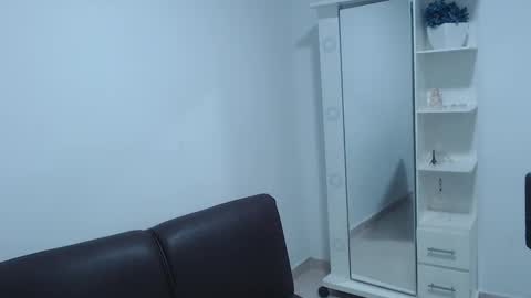 Snapshot of jositarousell chatting on February 2025 01:55:02 AM Josita rousell INSTAGRAM majoestupy online show from February 2025 01:55:02 AM