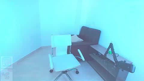 Snapshot of jositarousell chatting on February 2026 07:21:01 PM Josita rousell INSTAGRAM majoestupy online show from February 2026 07:21:01 PM