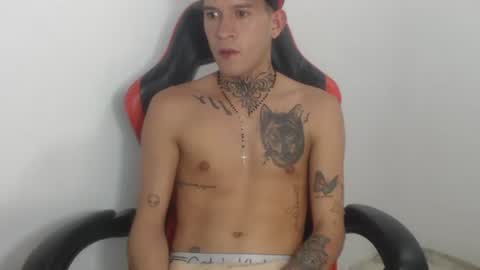 Snapshot of josue_linares chatting on October 2025 07:01:02 AM josue_linares online show from October 2025 07:01:02 AM