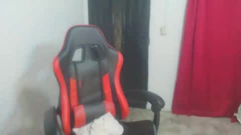 Snapshot of josue_linares chatting on November 2025 09:20:02 AM josue_linares online show from November 2025 09:20:02 AM