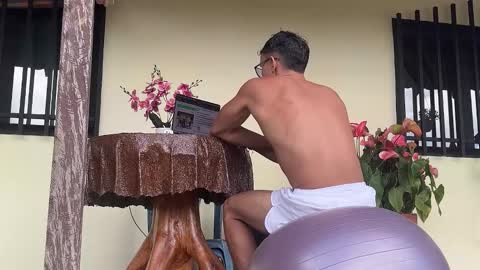 Snapshot of joulianogreco1 chatting on November 2025 08:52:01 PM Im Jouliano online show from November 2025 08:52:01 PM