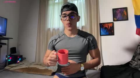 Snapshot of joulianogreco1 chatting on January 2026 10:15:01 PM Im Jouliano online show from January 2026 10:15:01 PM