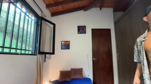 Im Jouliano online show from February 2026 10:11:02 PM