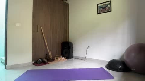 Im Jouliano online show from May 2026 03:07:02 PM