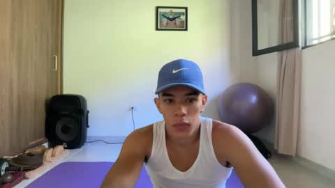 Im Jouliano online show from May 2026 03:30:01 PM