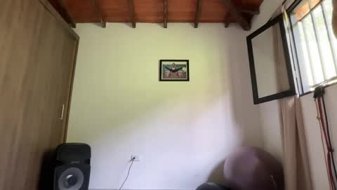 Im Jouliano online show from May 2026 03:29:02 PM