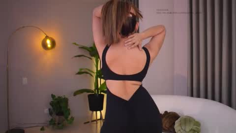 Snapshot of jovanna_smyth chatting on March 2026 12:04:02 AM Jov online show from March 2026 12:04:02 AM