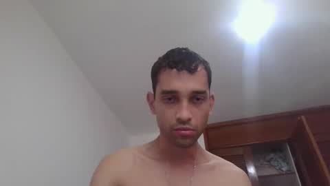 Snapshot of jovenvergonguapo09 chatting on December 2025 12:54:01 PM Van Helsing online show from December 2025 12:54:01 PM