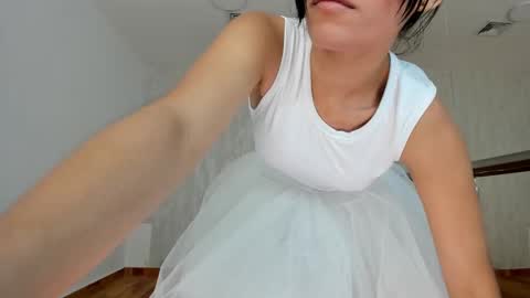 Snapshot of joyce_ena chatting on January 2025 04:25:01 PM Joyce online show from January 2025 04:25:01 PM