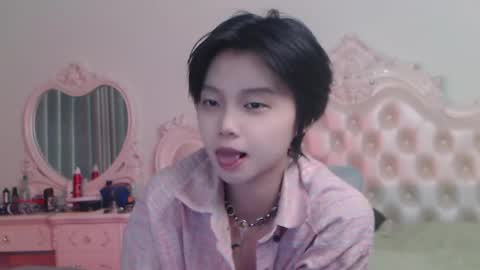 joycekay online show from April 2026 08:51:02 PM