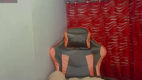 Snapshot of joycum_xxx chatting on March 2026 02:08:02 AM JOY in your heart online show from March 2026 02:08:02 AM