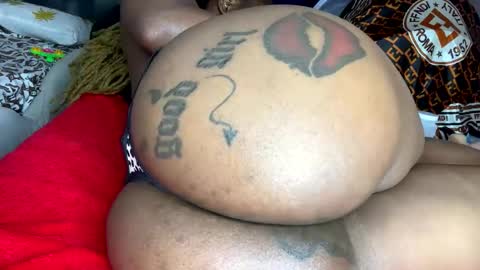 Butterflyass online show from January 2026 04:37:02 AM