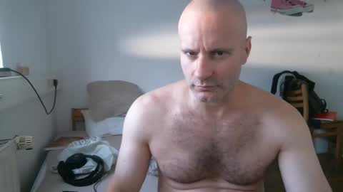 jozef226 online show from February 2026 12:04:01 PM