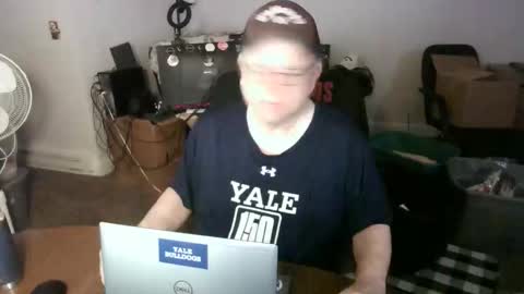 Snapshot of jpmel99 chatting on May 2026 06:31:01 AM jpmel99 online show from May 2026 06:31:01 AM