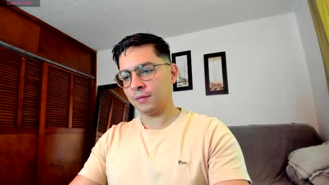 Cristian- tellme Criis online show from May 2026 03:18:02 PM