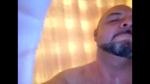 jrmoney420420 online show from November 2025 10:48:02 PM