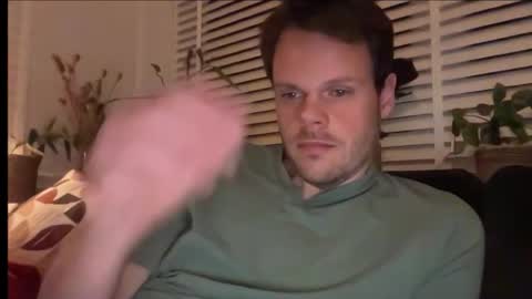 Snapshot of jrnb87 chatting on February 2026 09:24:01 PM JoyBoy online show from February 2026 09:24:01 PM