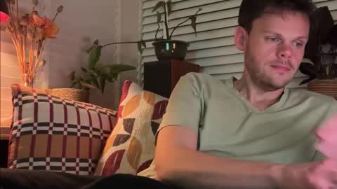 Snapshot of jrnb87 chatting on February 2026 08:29:01 PM JoyBoy online show from February 2026 08:29:01 PM