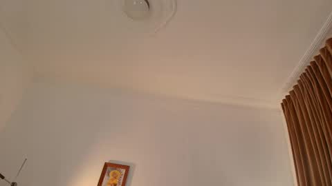 Snapshot of jsmine_ chatting on March 2026 11:43:01 PM Jsmine and sometimes Beaulooks online show from March 2026 11:43:01 PM