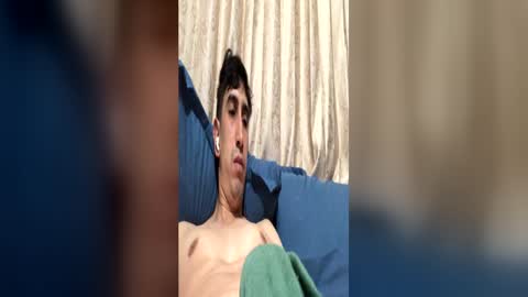 juaaan_sebass08122 online show from July 2026 10:33:02 AM